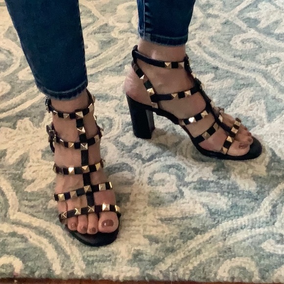 Heeled sandal - Picture 2 of 5